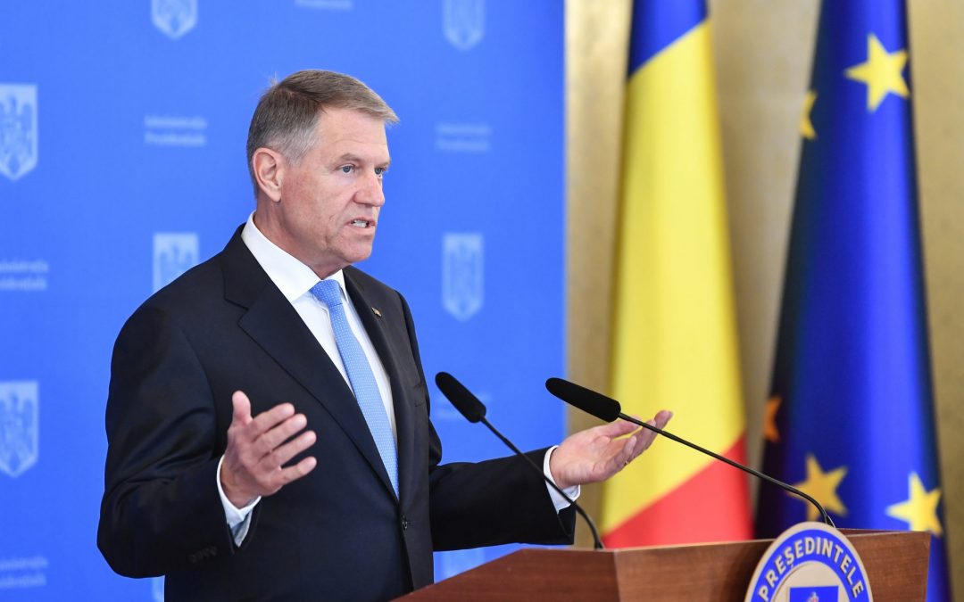 Romania president resigns before election re-run