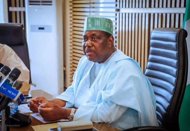 FG orders clampdown on fake certificate, issues enforcement deadline