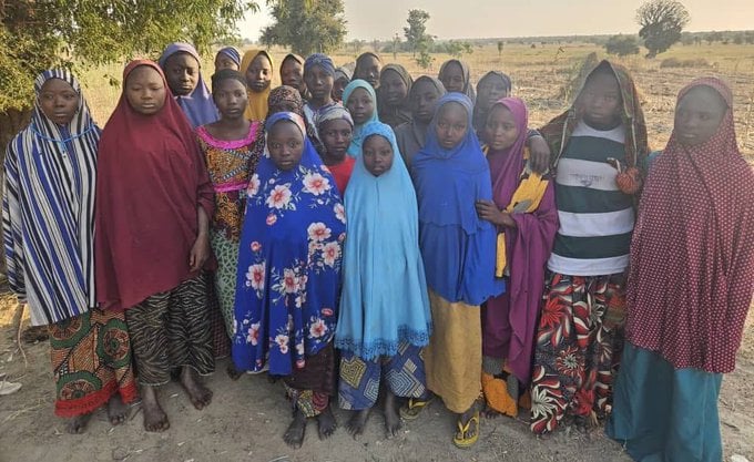 24 schoolgirls abducted from Kebbi rescued, president says