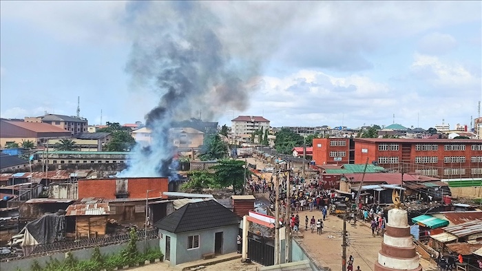 Heavy gunfire erupts near Niger capital’s airport
