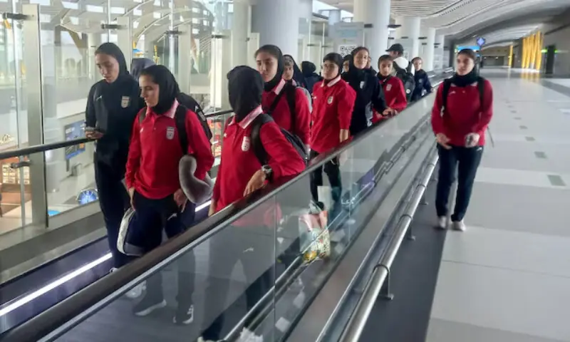Iran women’s football team arrives Turkey after withdrawing asylum bids