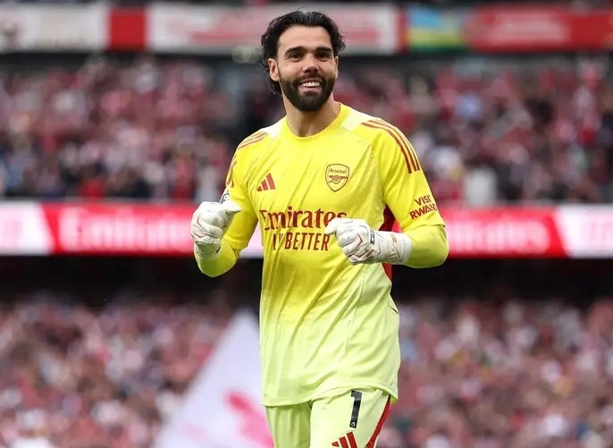 Raya Set To Clinch Premier League Golden Glove Award For 3rd Year In A Row