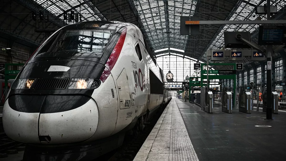 New EU rules aim to ease cross-border European train travel