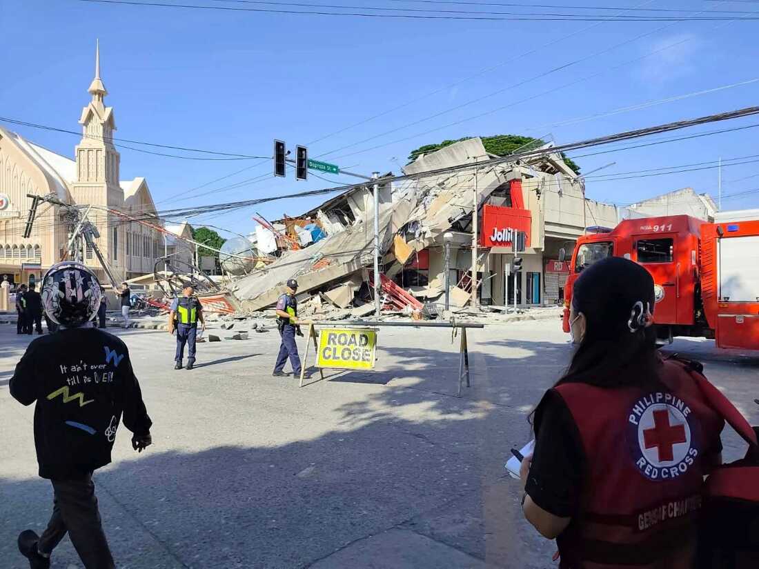Earthquake in Philippines kills at least 31, dozens still missing